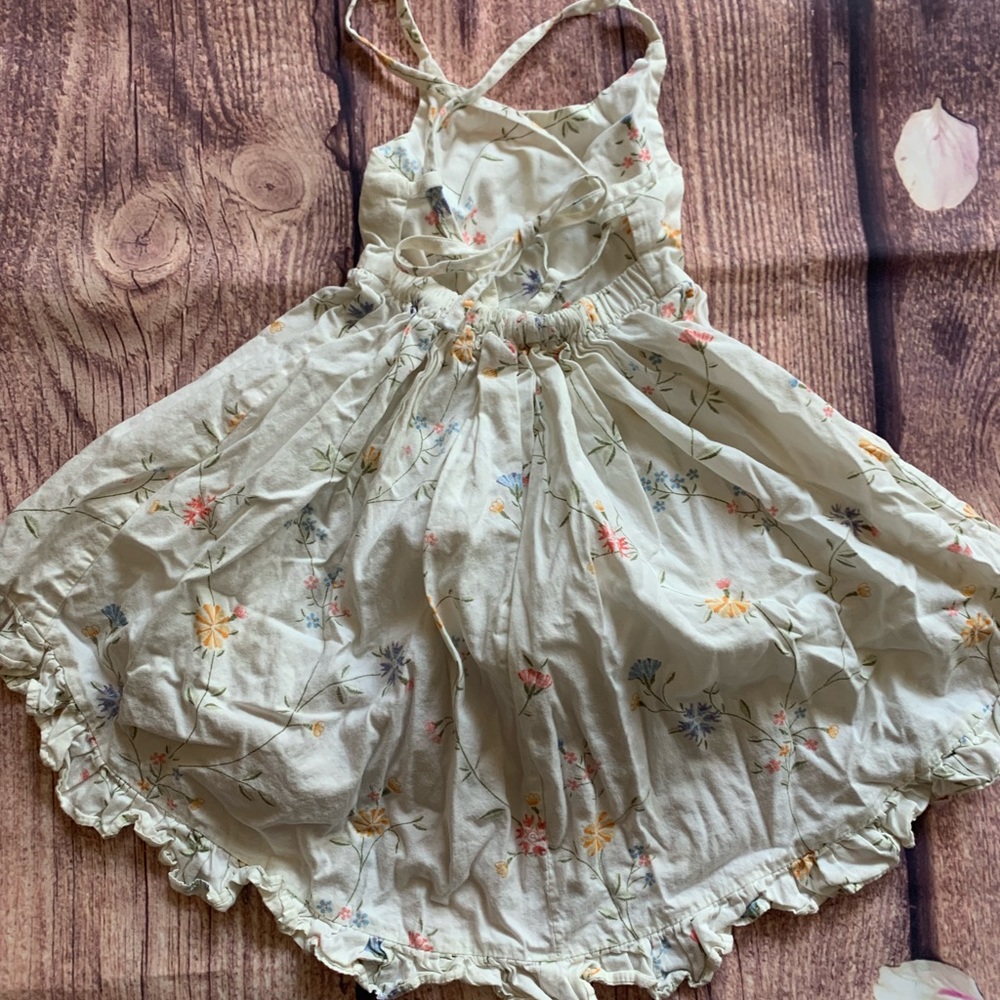 Dress - Picture 2 of 2